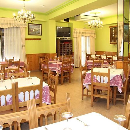 Hostal Cazalegas Esterno foto